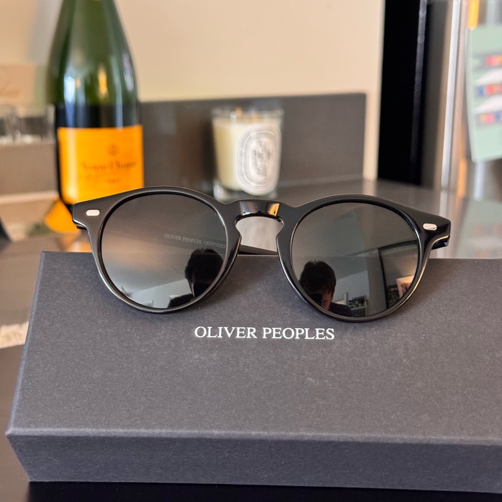 Oliver Peoples — Gregory Peck Sunglasses — Black - Picture 4 of 5